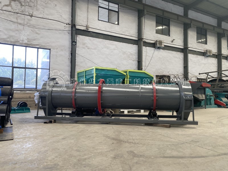 污泥用轉(zhuǎn)鼓造粒機(jī)生產(chǎn)可以嗎？