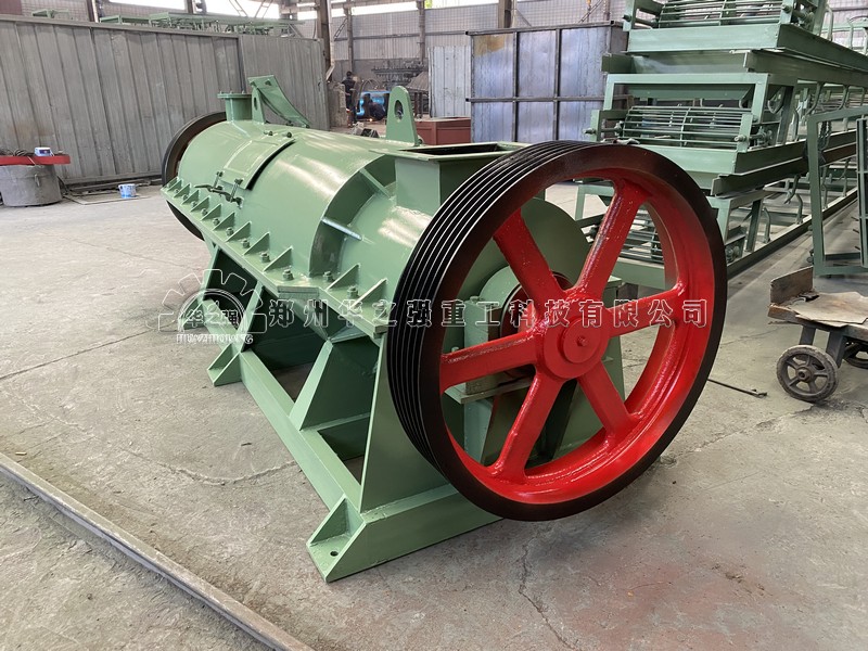 新型有機(jī)肥造粒機(jī)的工作原理是什么？